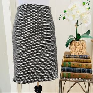 LORD & TAYLOR Black White Tweedy Pencil Skirt